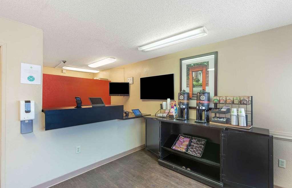 Extended Stay America Select Suites - Greensboro - Wendover Ave - Big Tree Way Intérieur photo