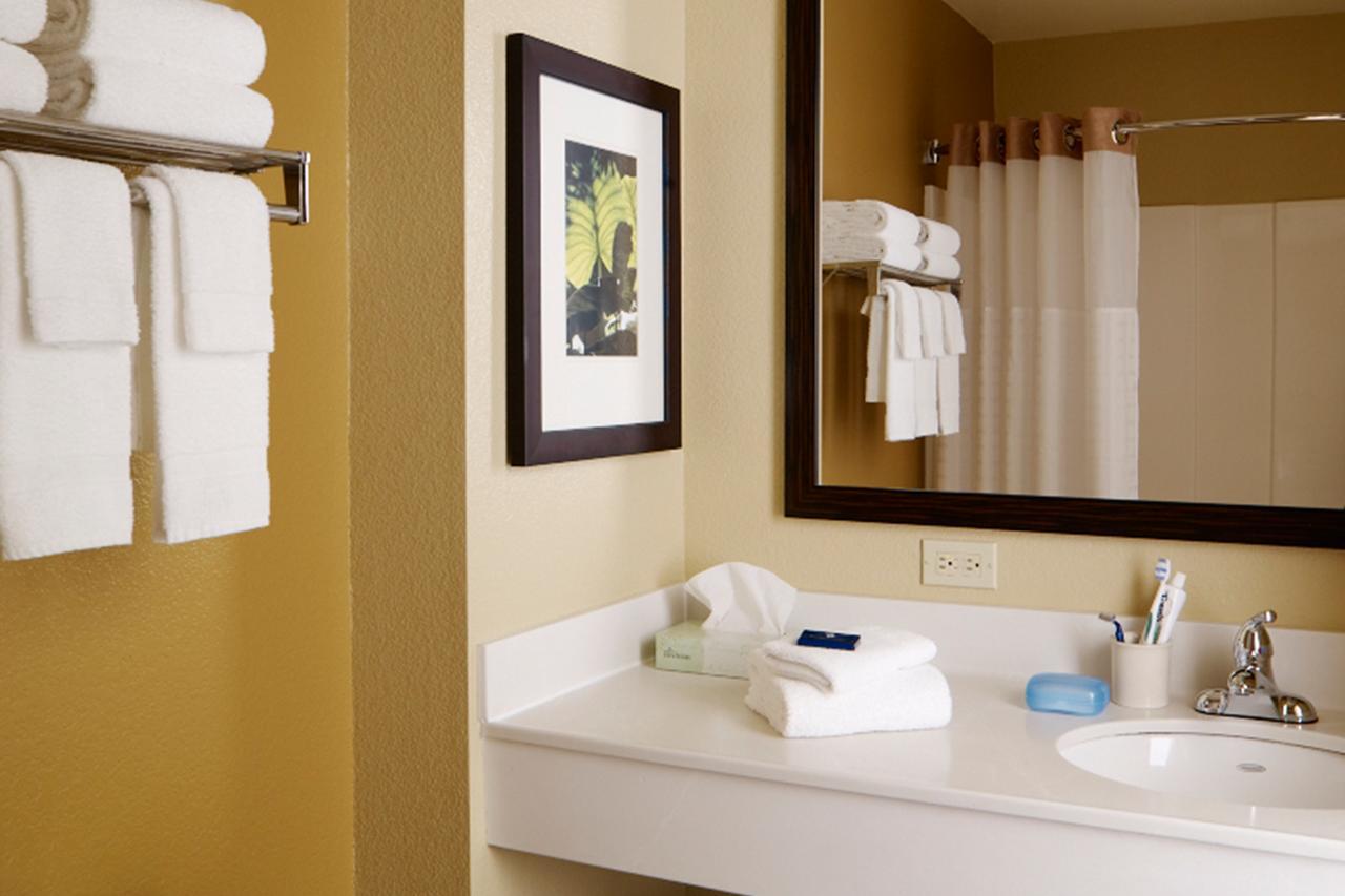 Extended Stay America Select Suites - Greensboro - Wendover Ave - Big Tree Way Extérieur photo